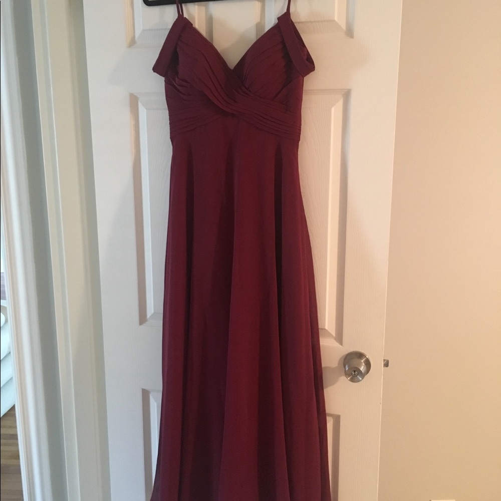 Bari Jay Burgundy long evening dress size 4